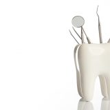 インプラントがあっても歯列矯正は可能？