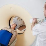 インプラント治療をした後でもMRI検査は可能！その理由とは？