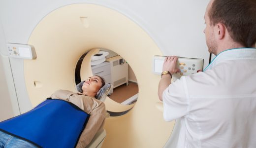 インプラント治療をした後でもMRI検査は可能！その理由とは？