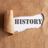 【インプラント治療の歴史】チタン製が誕生したのはいつ？
